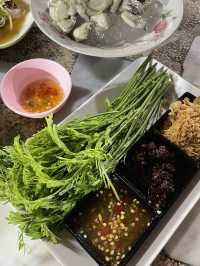 ร้านอาหาร เจ๊น้อง อ่าวยาง