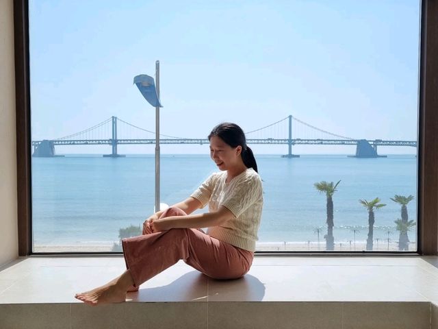 인생샷이 수없이 나오는 부산 광안리 해수욕장 '고즈넋 머무르다' 감성숙소