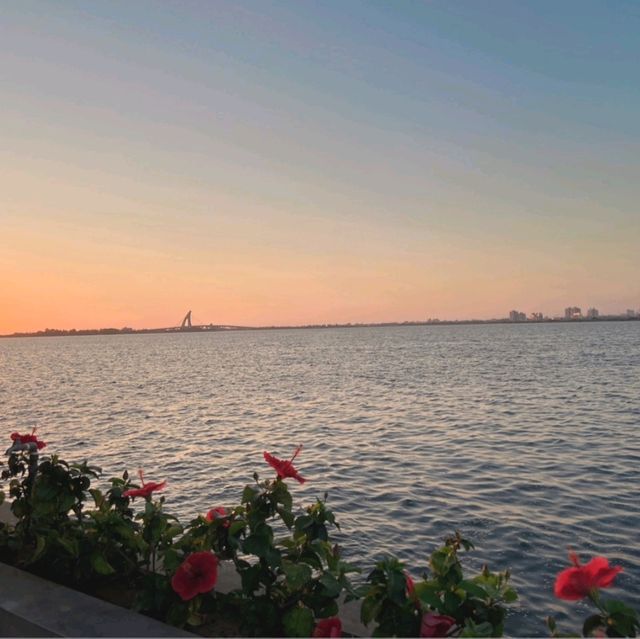 台灣屏東🏝海上教堂內還能喝咖啡下午茶 台灣屏東🏝海上教堂內還能喝咖啡下午茶