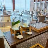 Sit back & Relax in the Executive Lounge 