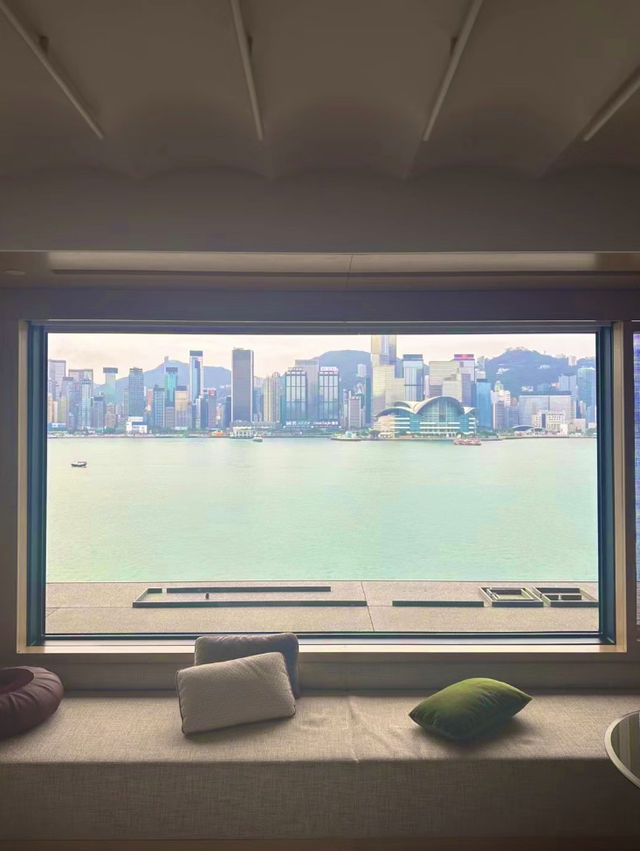 奢華與美景交相輝映，盡在香港麗晶酒店！🌆🏨