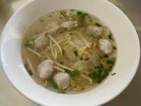 ร้านเกี๊ยวปลาเก่าแก่ ชื่อดังเมืองหัวหิน
