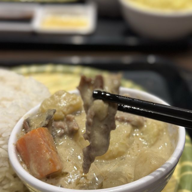 奧海城food court平靚正泰菜