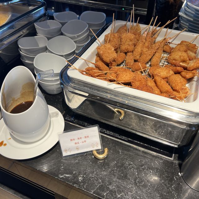 絶景を眺めながら朝食食べるのが最高