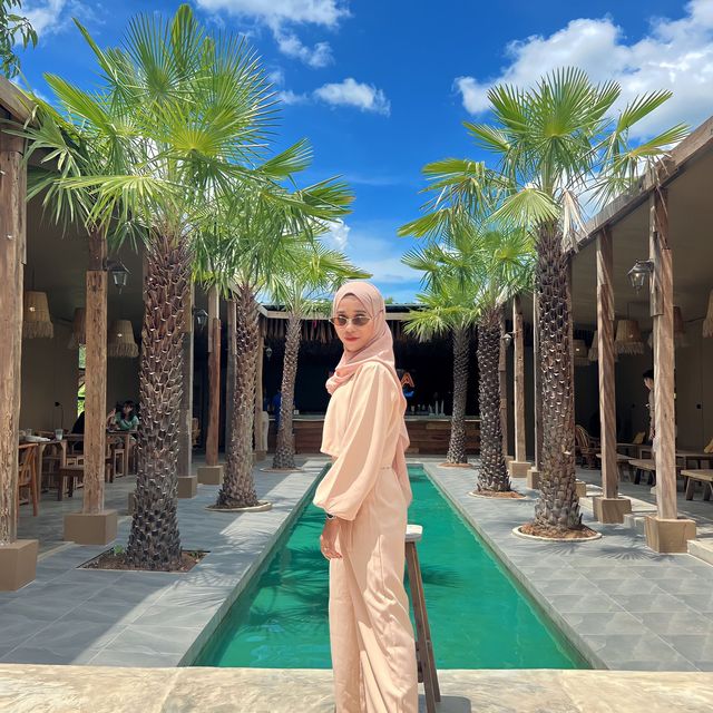 คาเฟ่แนวบาหลี ชิคๆ LABALA