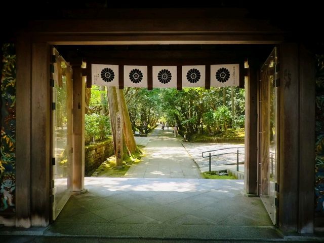 【那谷寺】（石川県小松市　旧国名：加賀）