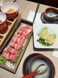 尖沙咀海景chill住食酸菜魚