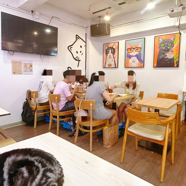 Many Mo Cafe Many Mo Cafe