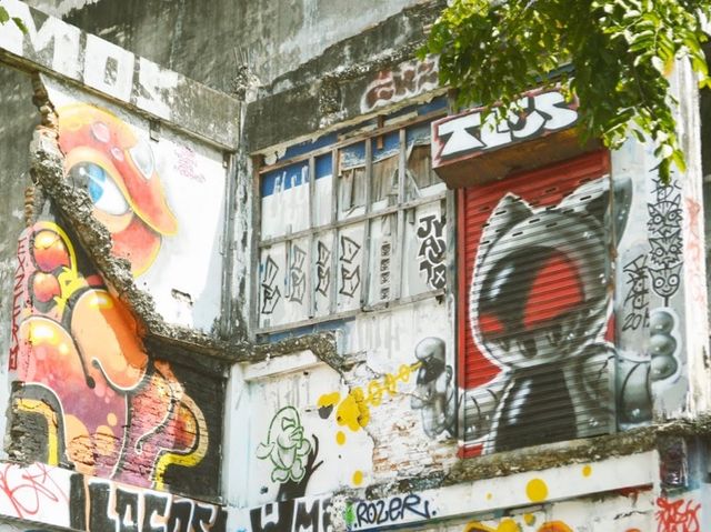 Chaloemla Park (Graffiti Park)