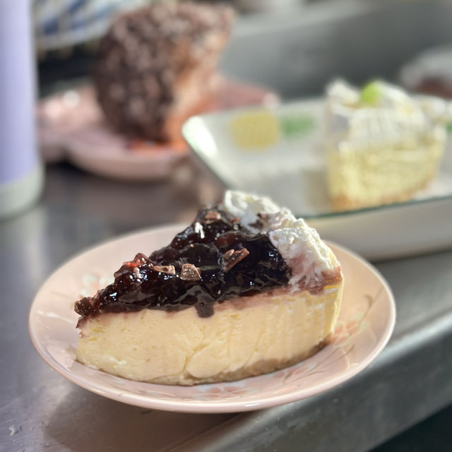 口袋名單之一，又偏又傳又好吃😋的蛋糕🍰店