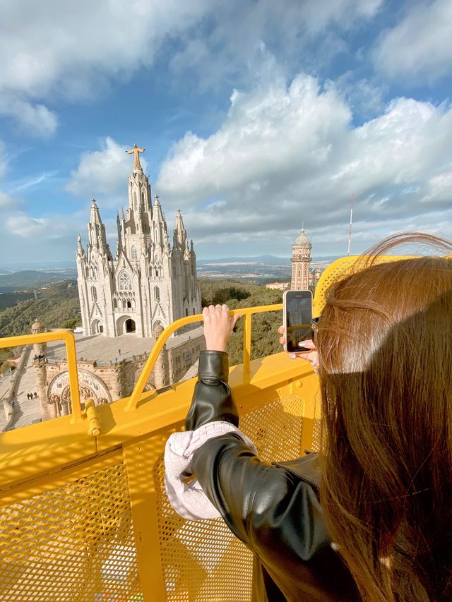 巴塞隆拿🇪🇸 俯覽城市風光”蒂比達博山Tibidabo”