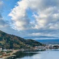 坐擁河口湖湖光山色 - 湖之飯店