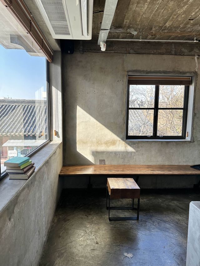 장안문 뷰 커피 맛집, 정지영 커피 로스터즈 장안문점☕️