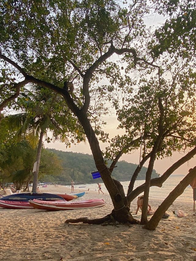 หาดลับที่มีแต่ฝรั่งงง