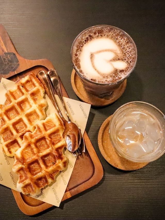 ☕ ConBox Coffee&Bar