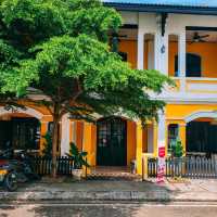 คาเฟ่ในตึกเก่าชิโนโปรตุเกส แขวงสะหวันนะเขต