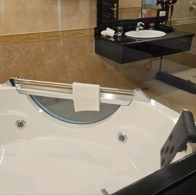 앙헬레스 호텔 대장! 🏨필즈플라자 스위트🏨