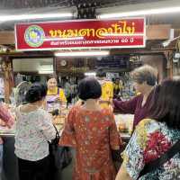 เดินเล่น ตลาดน้ำดอนหวาย ของอร่อยกลับบ้านเพียบ