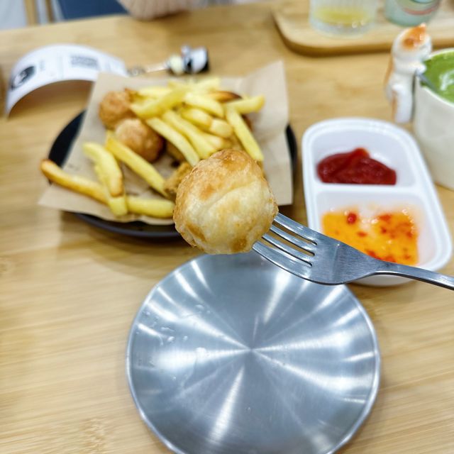 無限時平價玩貓好地方—貓啡尾食