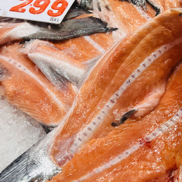 A Seafood Enthusiast's Haven: Sydney Fish Market 
