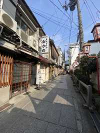 道頓堀近くで路地裏観光
