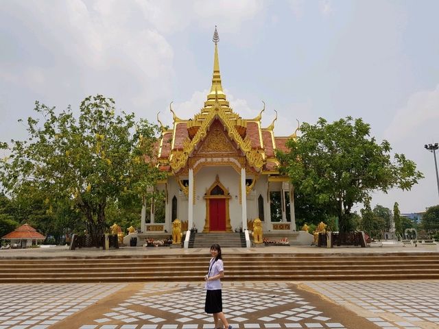 วัดทุ่งศรีเมือง จ.อุบลราชธานี