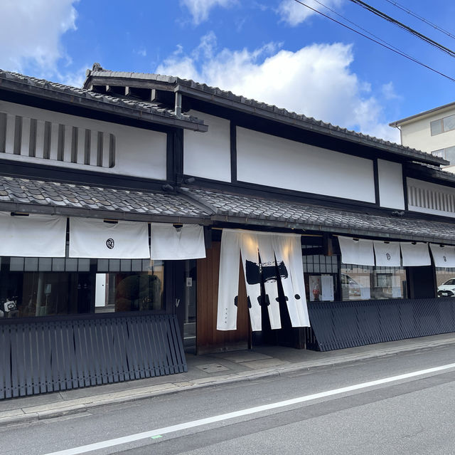 「然花抄院」京都店：限定櫻花甜品，適合京都下午茶