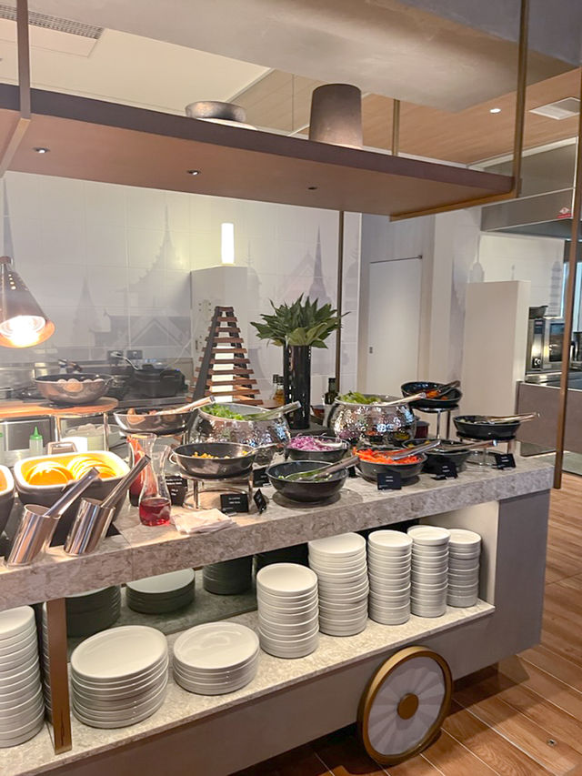 이색적인 태국 음식도 함께즐기는 호텔 조식🍽️