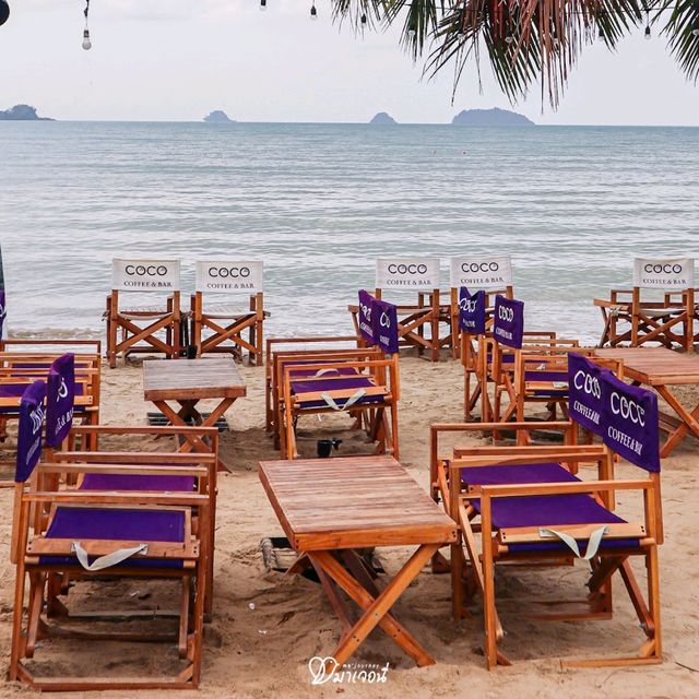 คาเฟ่ริมทะเลเกาะช้าง บรรยากาศดีมาก