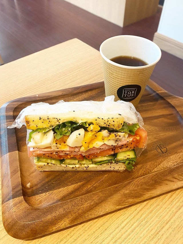 【福岡カフェ】高級食パン専門店でサンドイッチを店内で食べられる