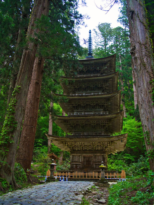 【山形】歴史と共に山奥にひっそり佇む五重塔🏞  