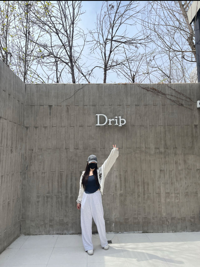 경산 시장 근처 레트로 유럽풍 감상 카페 