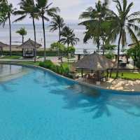 EXPLORING ONE OF THE BIGGEST POOL IN NUSA DUA