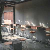 THIS KOPISOP IS BOTH A COFFEE SHOP AND A WORKING SPACE