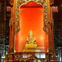 วัดเกาะวาลุการาม สักการะพระพุทธรูปทองคำ