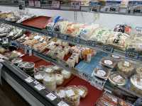 佐賀・武雄温泉。地元の特産品が揃う『武雄温泉物産館』