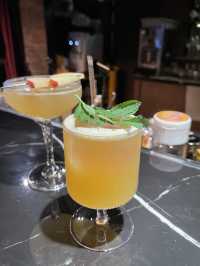 Another Round Thonglor 13
