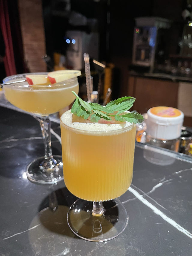 Another Round Thonglor 13