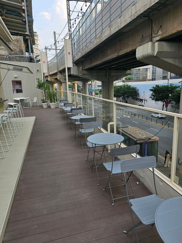 🤎뚝섬역 성수 신상 테라스 카페 그린룸