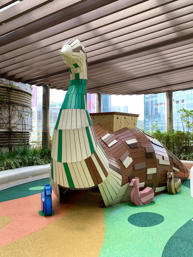 香港　香港観光　奇抜なデザインのK11 MUSEA に圧倒された！