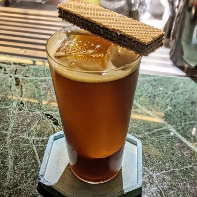 台南-TCRC三店，帶有廟宇元素的餐酒館：Phowa 頗瓦