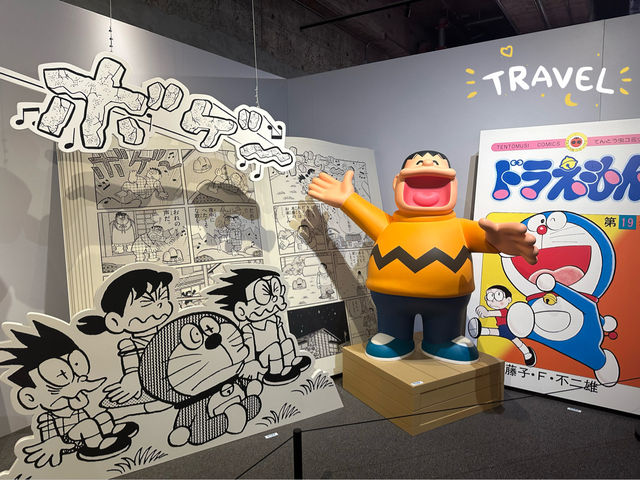 ‼️展覽只到8月18號‼️「100%多啦A夢 & Friends」巡迴特展的室內收費區 ：找回童年回憶，絕對不容錯過‼️