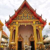 สักการะหลวงพ่อเกศจำปาศรี ที่วัดนิมมานรดี