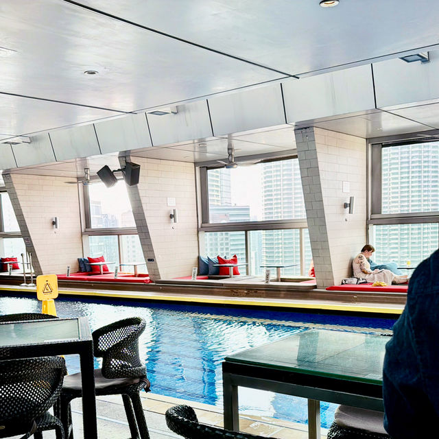 Frame the Magic: Iconic Views from Traders Hotel's SkyBar