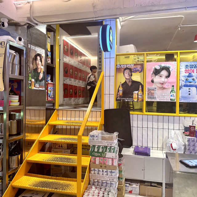 台北地道絕對再訪的「Uncle-K 排骨火鍋」