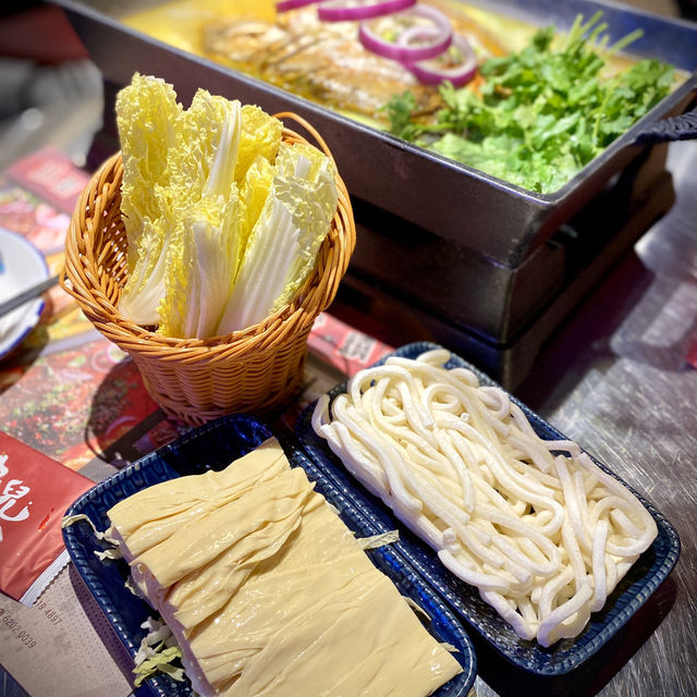 ［小魚兒］- 烤魚/雞㷛任均選擇😍