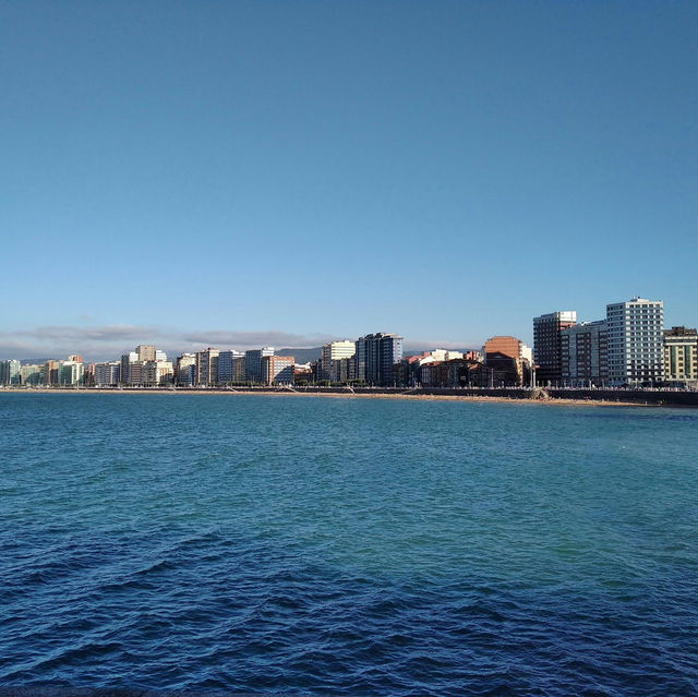 Gijón Backpacking Itinerary: 3 Days of Coastal Charm and Culture