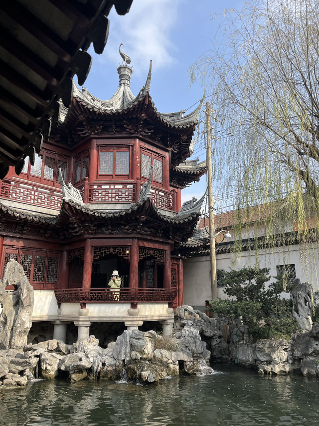 A Glimpse into the Emperor’s Life: Discovering the Luxurious Yu Garden