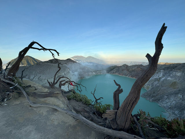 Journey to Mt. ijen: A Sunrise Hike