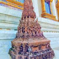 สักการะพระยืน หลวงพ่อโต วัดอินทร์